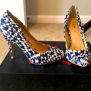 Blue & White pumps